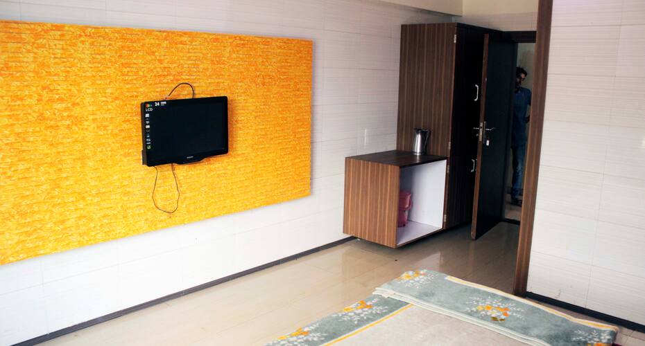 Hotel Center Point, Lonavala 4
